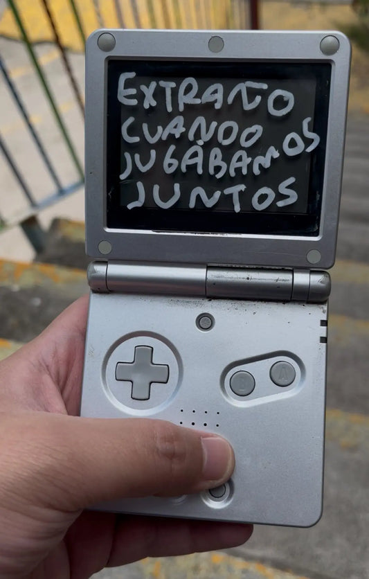 Game boy advance SP coleccionable Tornagris Torna Gris - Artista Mexicano