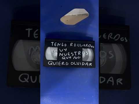 Tengo recuerdos muy nuestros que no quiero olvidar #olvidar #nuestros - Torna Gris - Artista Mexicano